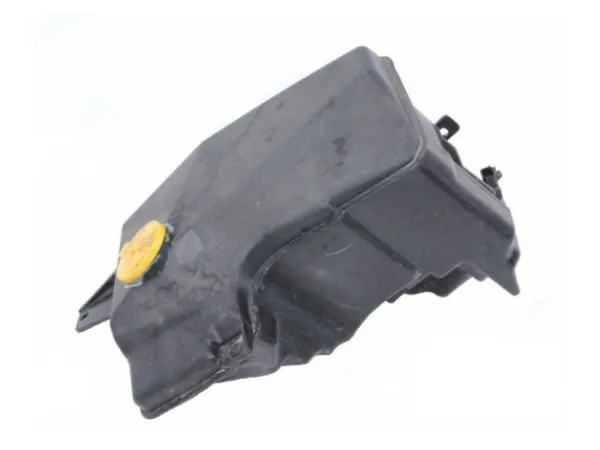 Zbiorniczek spryskiwacza szyb Mazda 6 GG