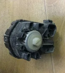 Korektor swiatel Toyota Corolla E15