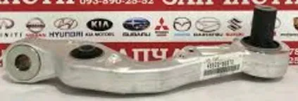 Wahacz zawieszenia przedniego dolny lewy 4864050081 Toyota