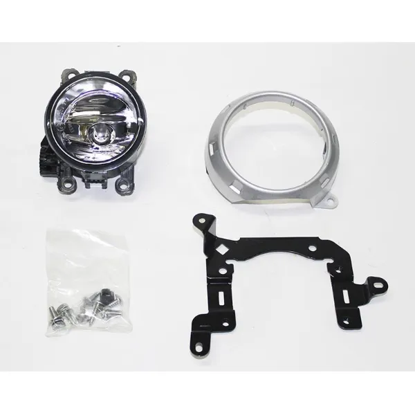 Lampa przeciwmgielna lewa 8321A075 Mitsubishi