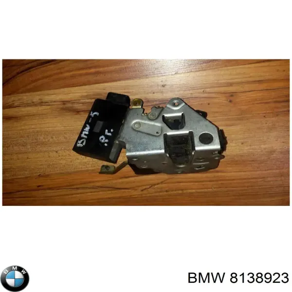 Zamek drzwi przednich lewych BMW 5 E34