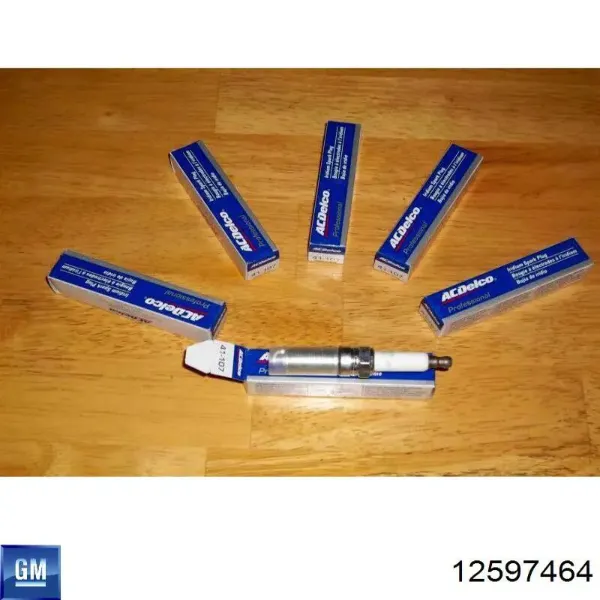 Świeca zapłonowa 12597464 General Motors