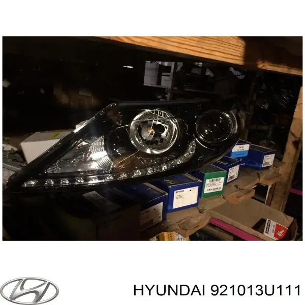 Reflektor lewy 921013U111 Hyundai/Kia