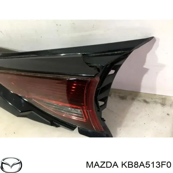 Lampa zespolona tylna prawa wewnętrzna KB8A513F0 Mazda