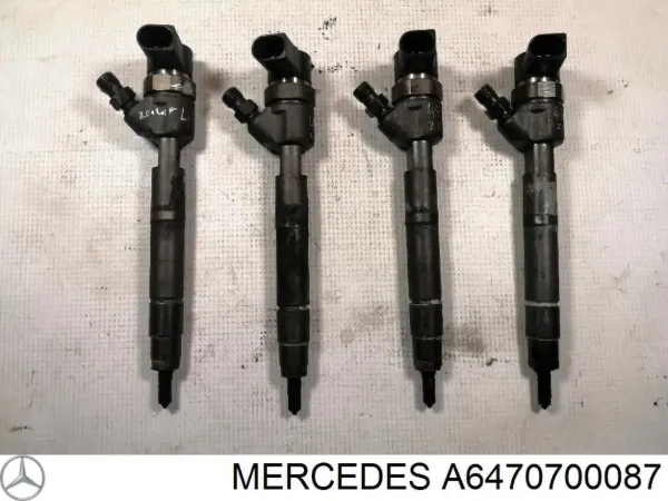 Wtryskiwacz paliwa A6470700087 VAG