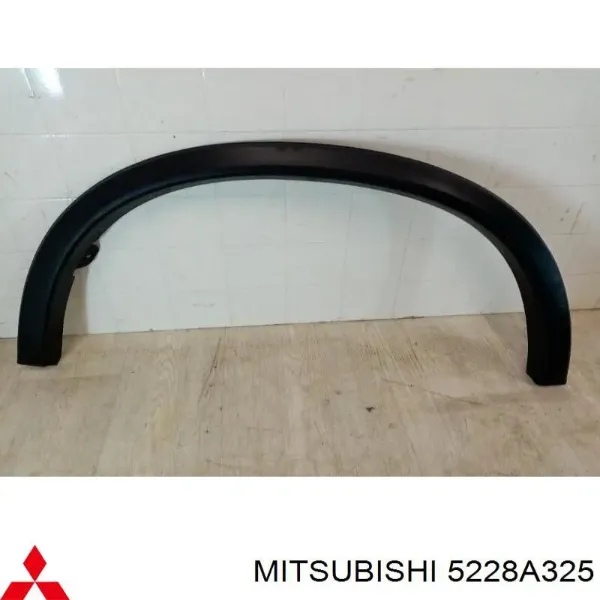 Poszerzenie (nakładka) reperaturki tylnego błotnika lewy 5228A325 Mitsubishi