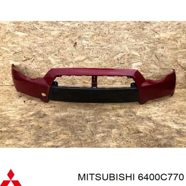 Zderzak przedni 6400C770 Mitsubishi