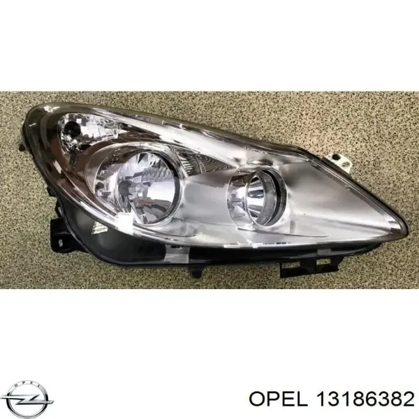 Reflektor prawy Opel Corsa D