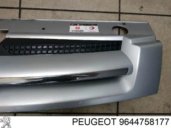 Atrapa chłodnicy Citroen Berlingo cena, od