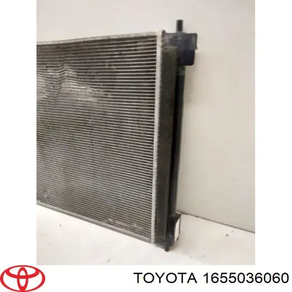 Chłodnica intercoolera 1655036060 Toyota