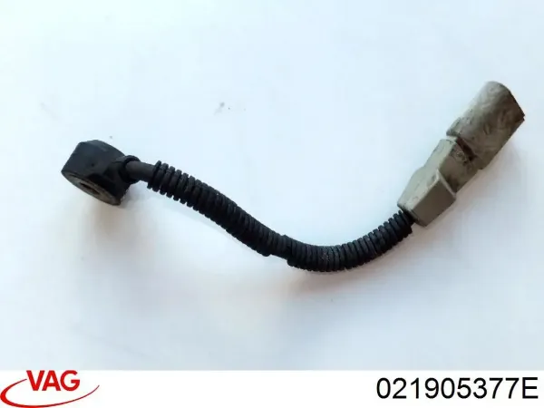Czujnik stukowy (czujnik spalania stukowego) 021905377E VAG