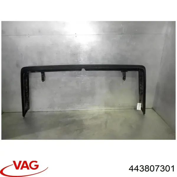 Zderzak tylny 443807301 VAG