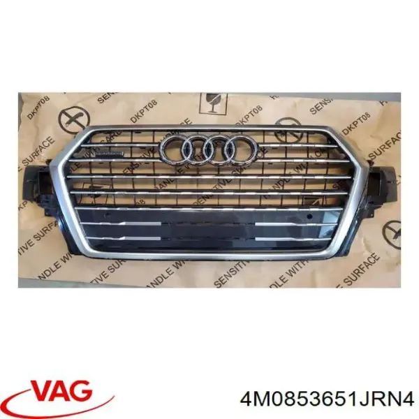 Atrapa chłodnicy 4M0853651JRN4 VAG