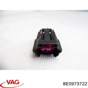 8E0973722 VAG)
