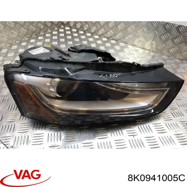 Korpus reflektora lewego 8K0941005C VAG