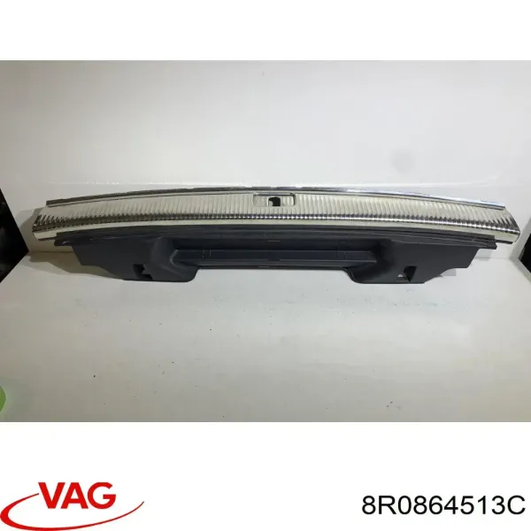  8R0864513C VAG