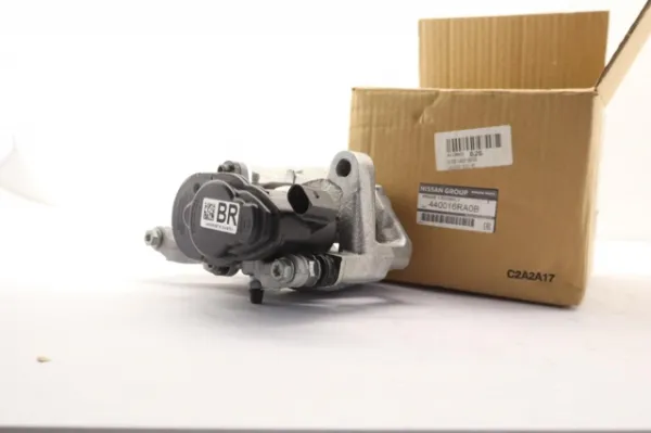 Zacisk hamulcowy tylny prawy 440016RA0B Nissan/Infiniti