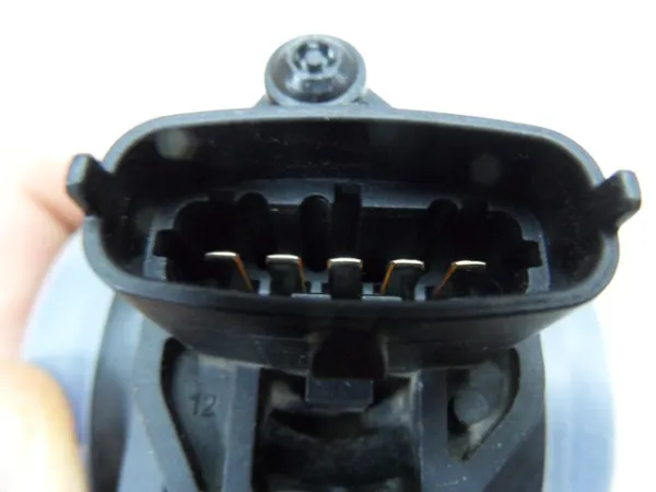 Czujnik przepływu powietrza, przepływomierz powietrza M.A.F. 0280218166 Bosch