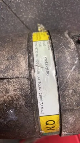 Sprężarka klimatyzacji 24427890 General Motors