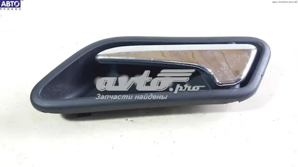 Klamka drzwi lewych przednia/tylna wewnętrzna A1697600161 Mercedes