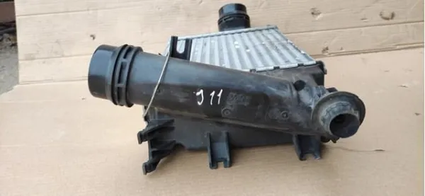 Chłodnica intercoolera 144962803R Nissan/Infiniti