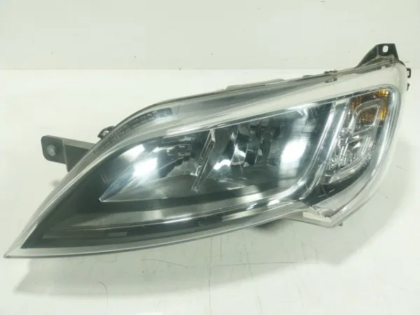 Reflektor lewy 1682748980 Peugeot/Citroen