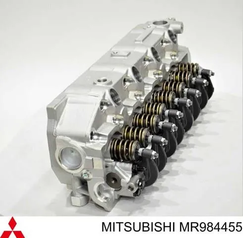 Głowica cylindrów MD185922 Mitsubishi