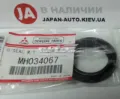 Uszczelniacz automatycznej/mechanicznej slrzyni biegów (wału wejściowego/sprzęgłowego) Mitsubishi L 200 K60, K70