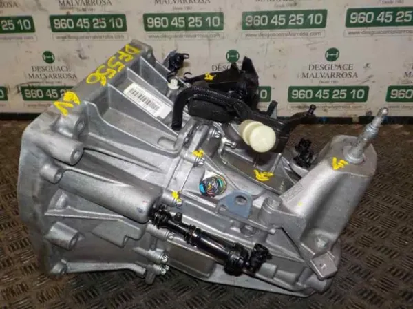 Mechaniczna skrzynia biegów w komplecie Renault Megane IV