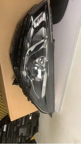 Reflektor lewy 92101G4510 Hyundai/Kia