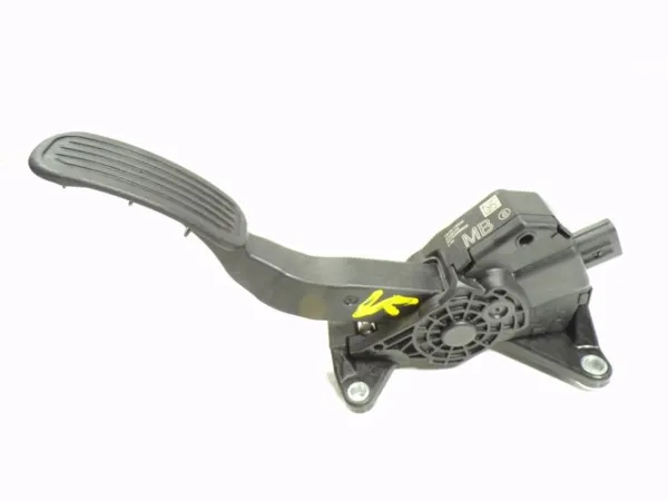 Pedał przyspieszenia (gazu) Toyota Yaris CROSS