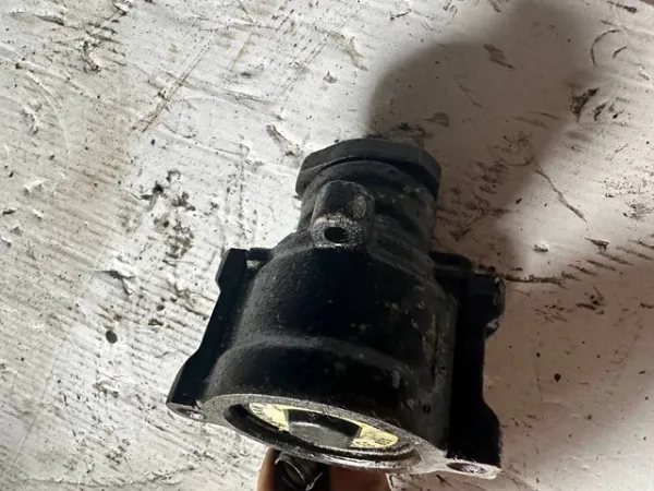 Pompa wspomagania hydraulicznego kierownicy 357422155E VAG