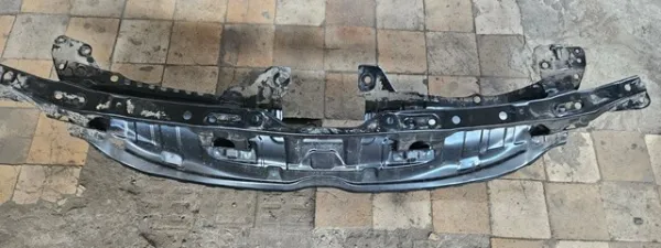 Wspornik zderzaka przedniego środkowy 57705AN02A Subaru