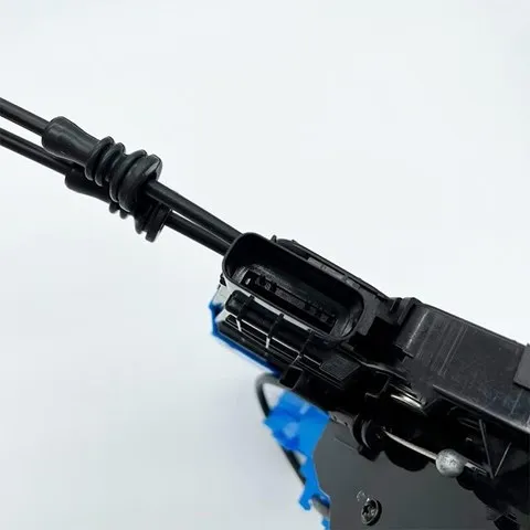 Do koszyka Zamek drzwi przednich lewych KIA Sportage 4