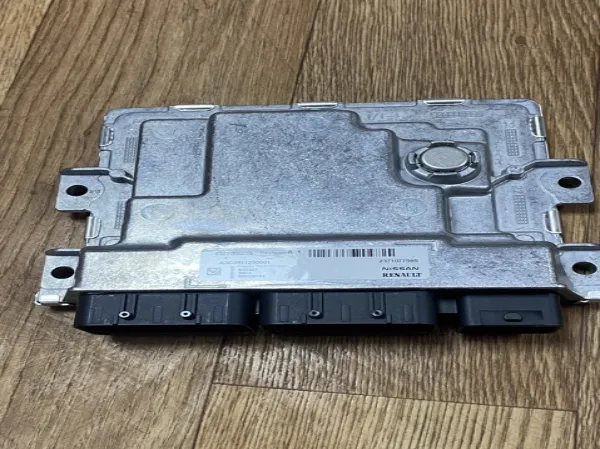 Sterownik silnika 237107756S Renault (RVI)