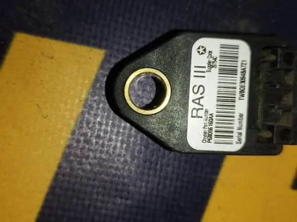 Czujnik AIRBAG przedni P68056160AA Chrysler
