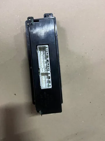 Sterownik trybów ogrzewania/klimatyzacji Hyundai Terracan HP