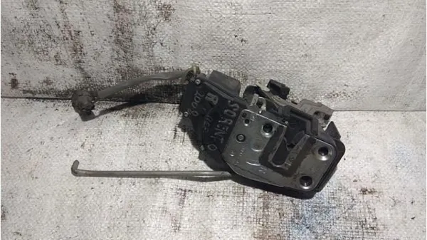 Zamek drzwi przednich prawych KIA Sorento I