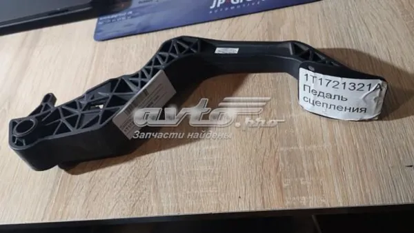 Pedał sprzęgła Volkswagen Caddy III