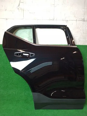 Drzwi tylne prawe 32133740 Volvo