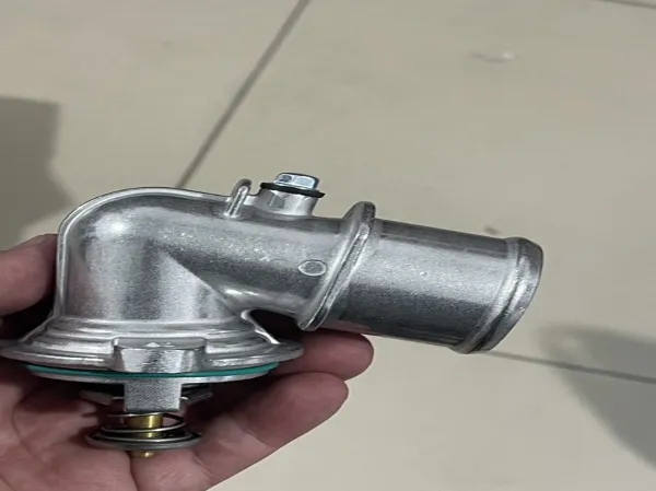 Obudowa termostatu 68253514AA Crown