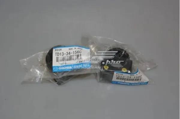 Tuleja stabilizatora przedniego TD1334156C Mazda