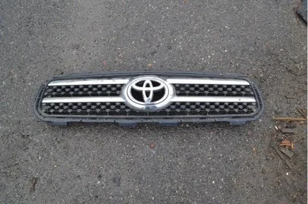 Atrapa chłodnicy 5310142190 Toyota