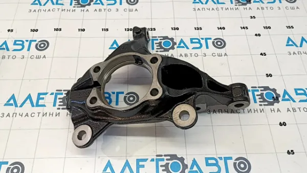 Czop (zwrotnica) przedni prawy KN3L33021 Mazda