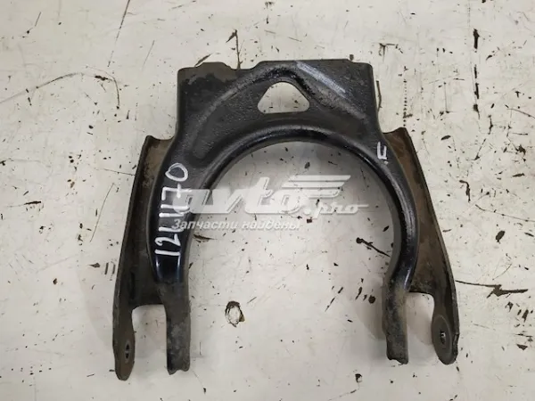 Wahacz zawieszenia przedniego prawy górny do Peugeot 407 SW 6E