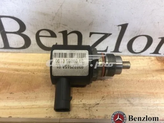 Regulator ciśnienia paliwa w listwie paliwowej 9307Z515A01 Mercedes