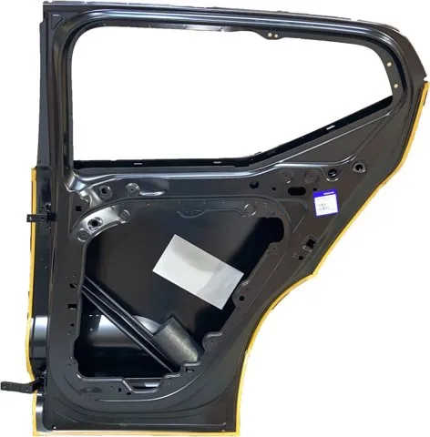 Drzwi tylne prawe 32399015 Volvo