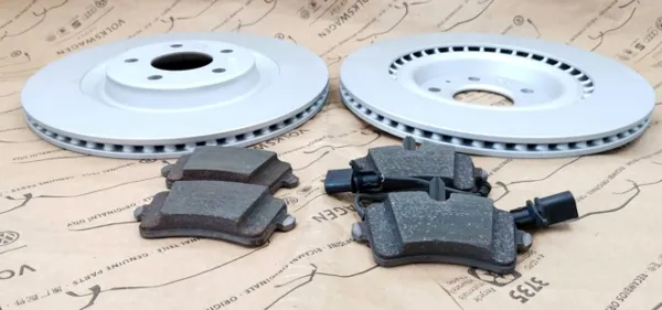 Tarcza hamulcowa tylna 4H0615601Q VAG