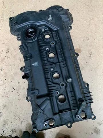 Pokrywa zaworowa do KIA Sportage IV QL