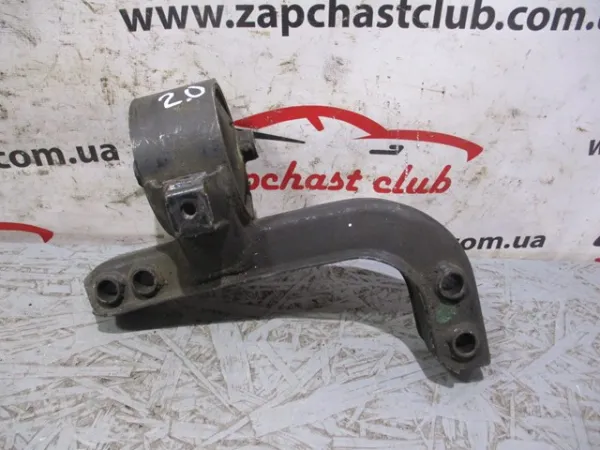 Poduszka (podpora) silnika lewa MB436502 Mitsubishi
